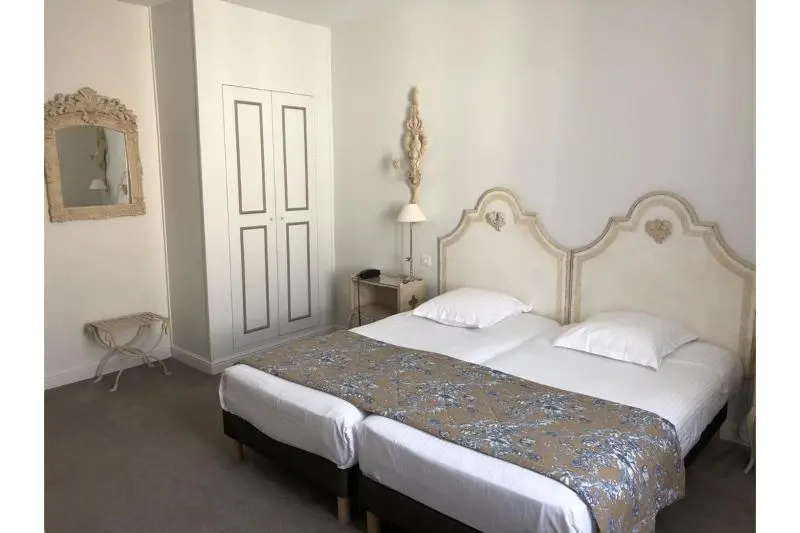Standard Double room (twin beds)
