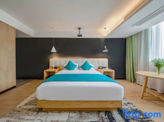 Premier room