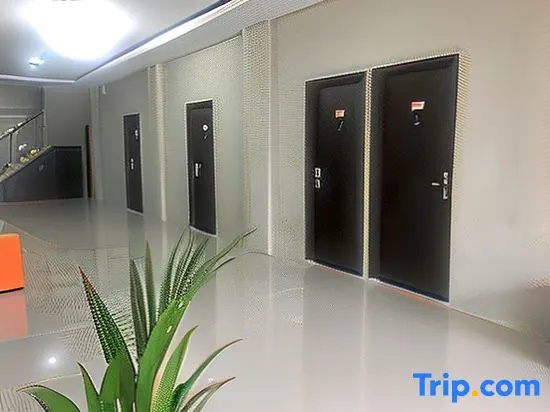 Royal Guesthouse Bandar Lampung - фото 14