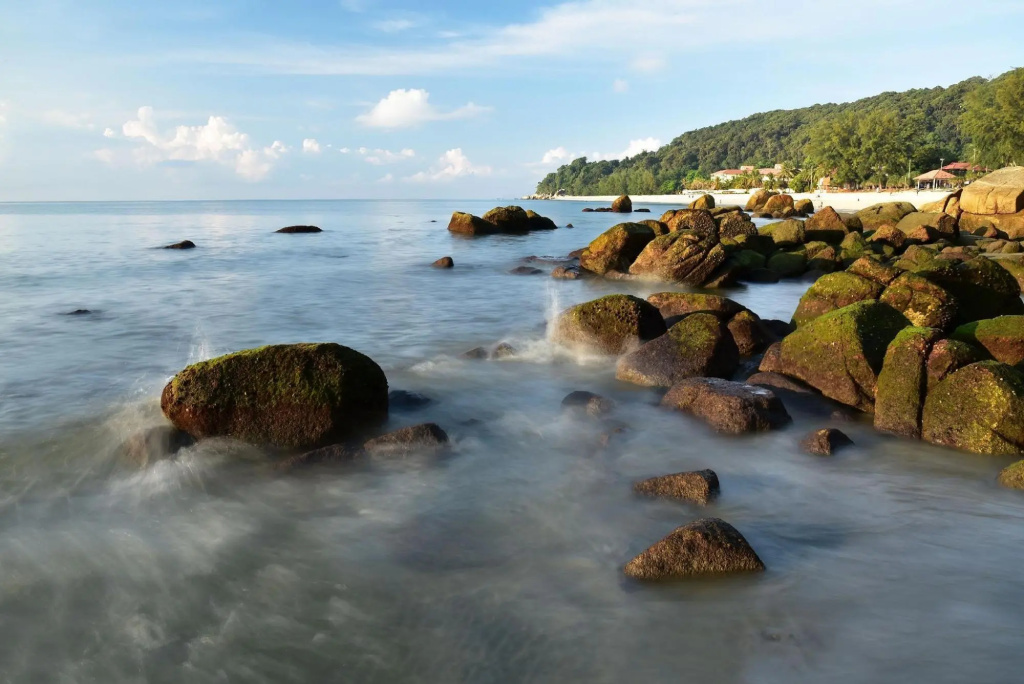 Beach & Waterfront