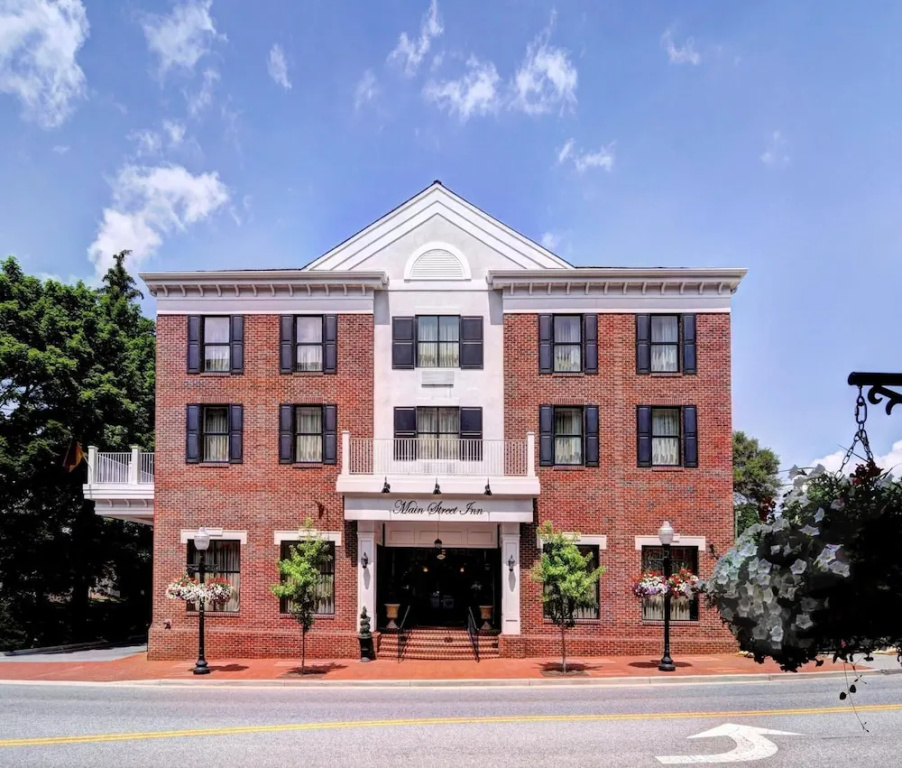 Main Street Inn