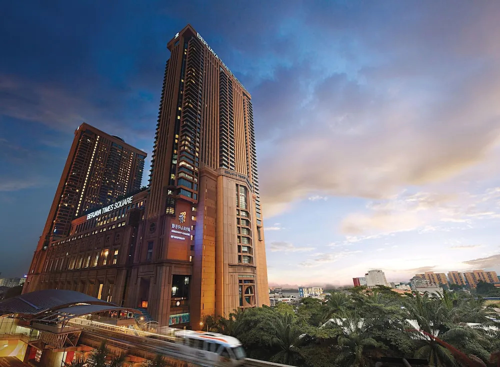 KL Grand Service Suite at Times Square