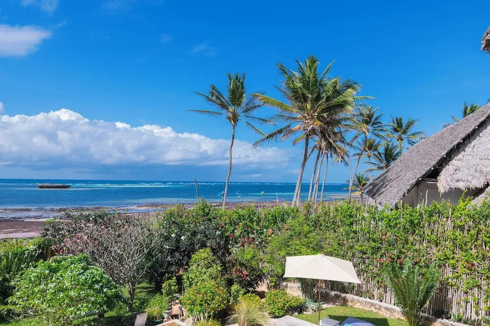 Amani Beachfront Villa by YourHost - фото 21