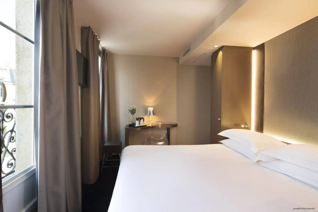 Отель Best Western Quartier Latin Pantheon в Париже