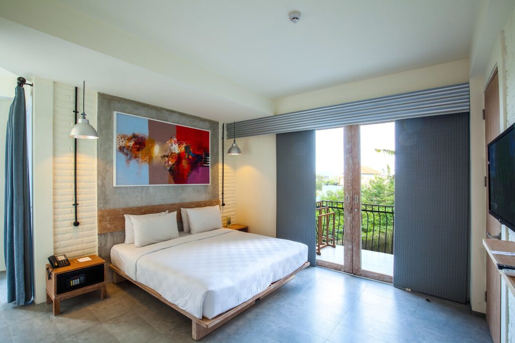 Frii Bali Echo Beach