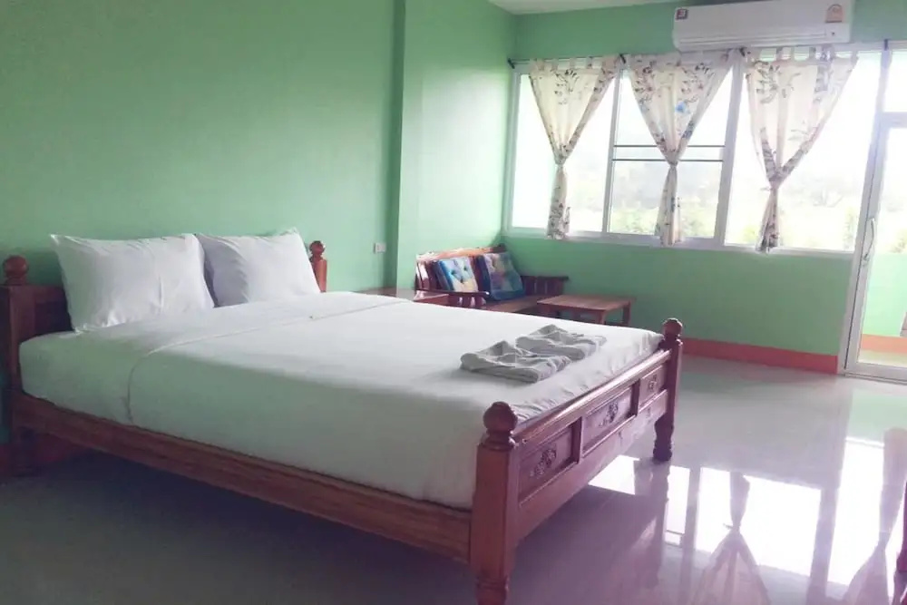 Deluxe Double room with balcony (full double bed)