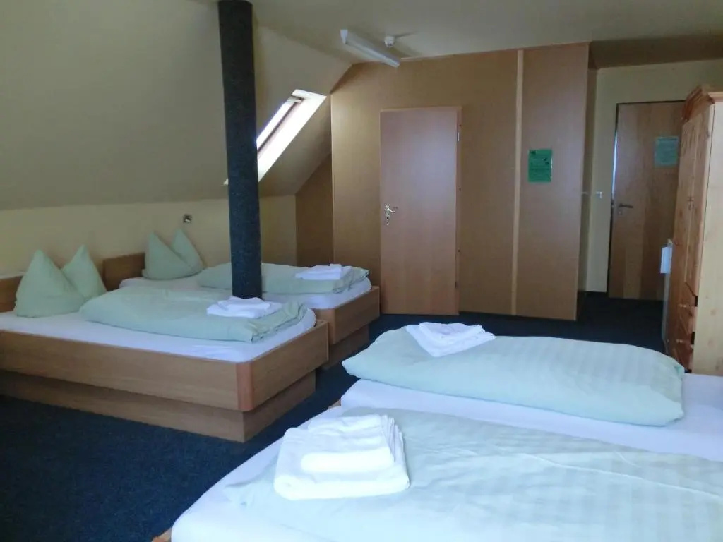 Hotel Am Kleinbahnhof - Chambres