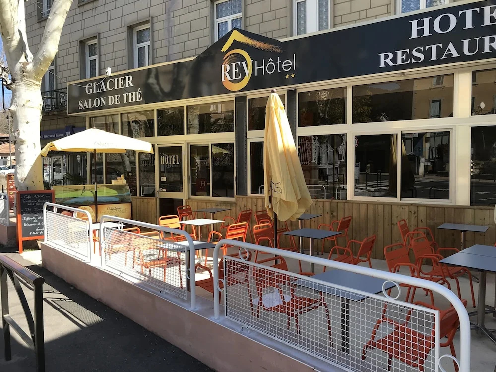 Rev Hotel
