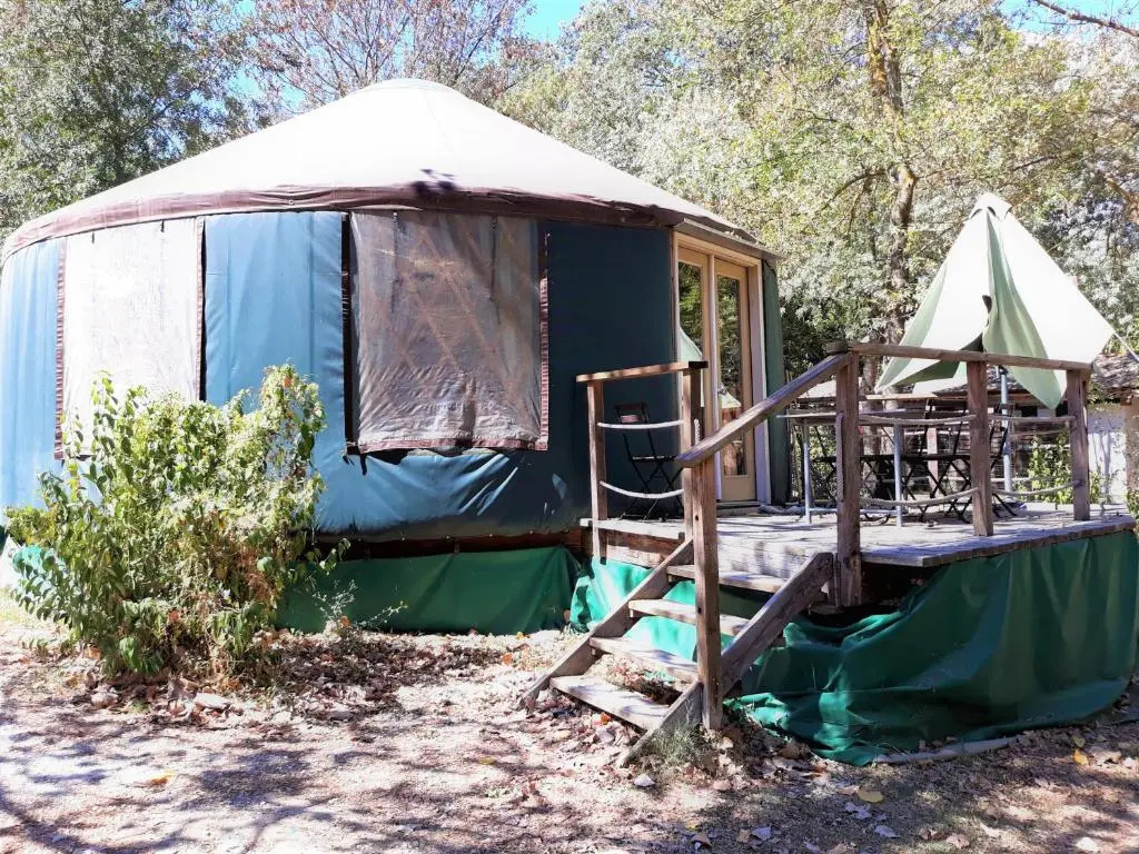 Deluxe Bungalow