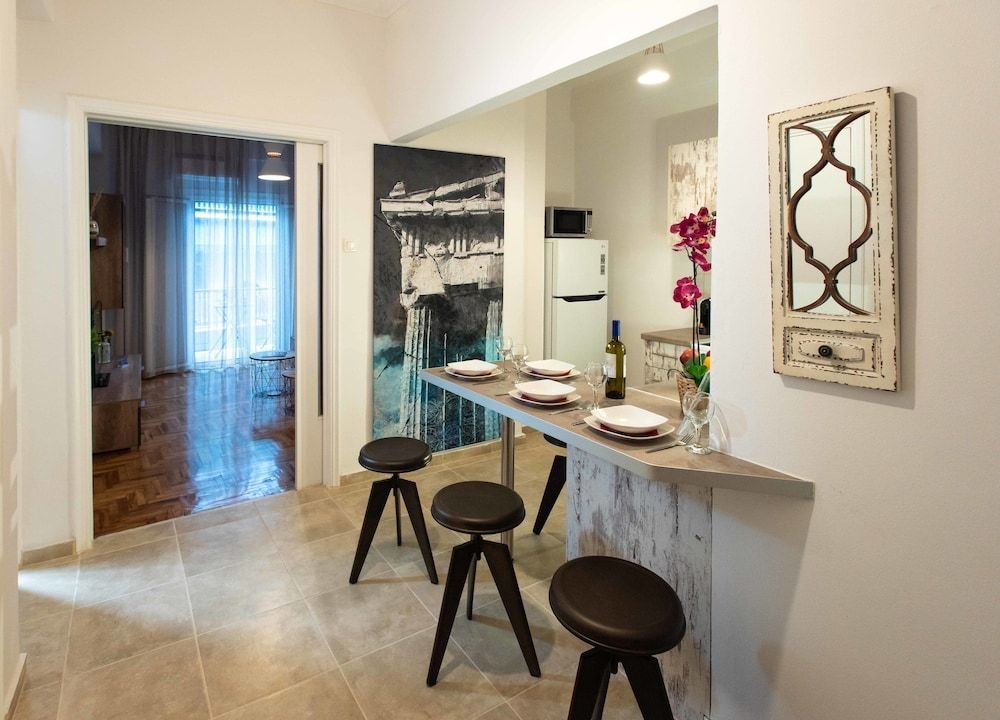 Отель Blue Ark Stylish Athens в Афины