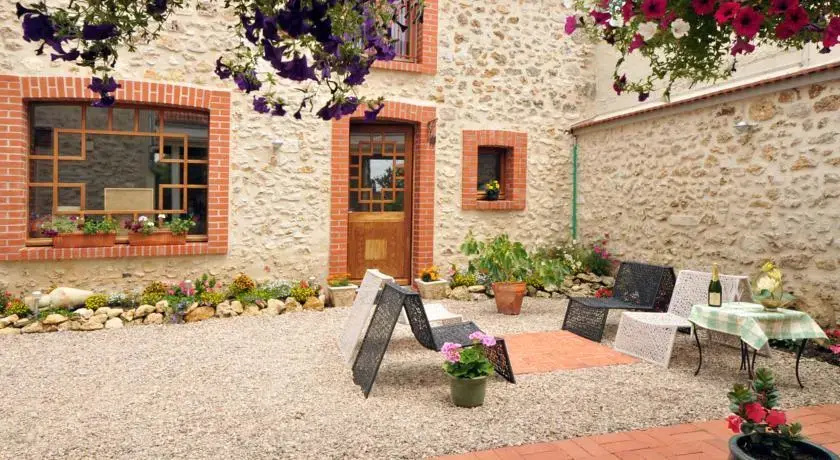 La Loge De Vigne