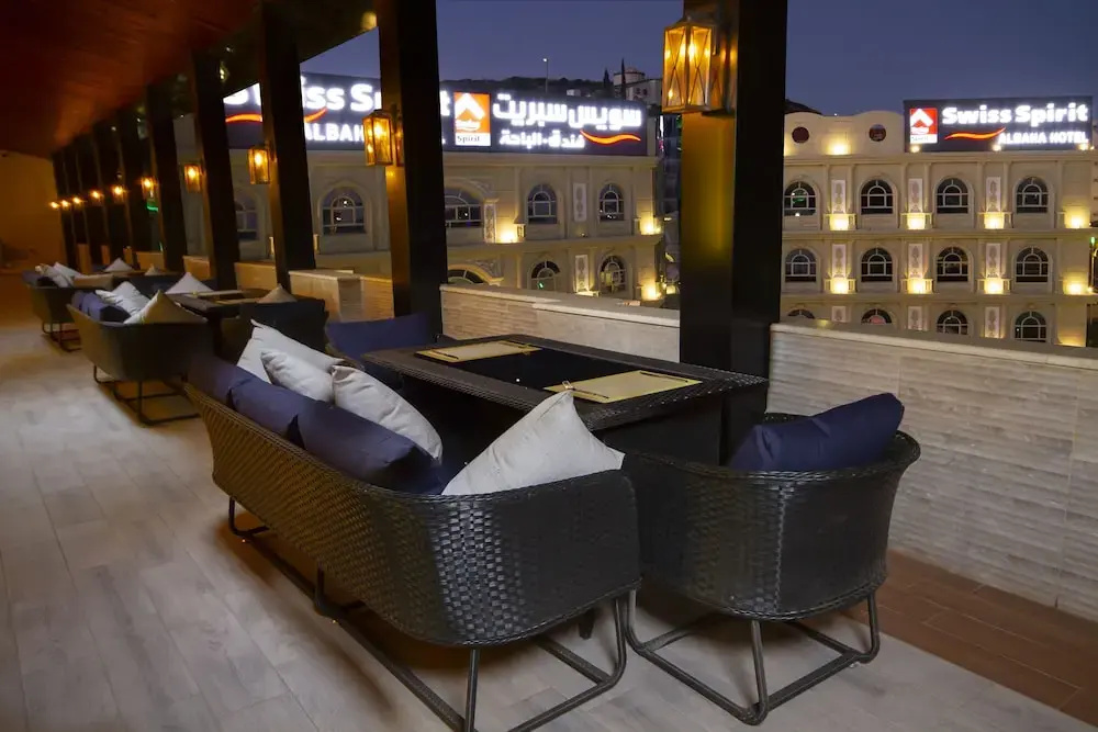 Hotel photo 12