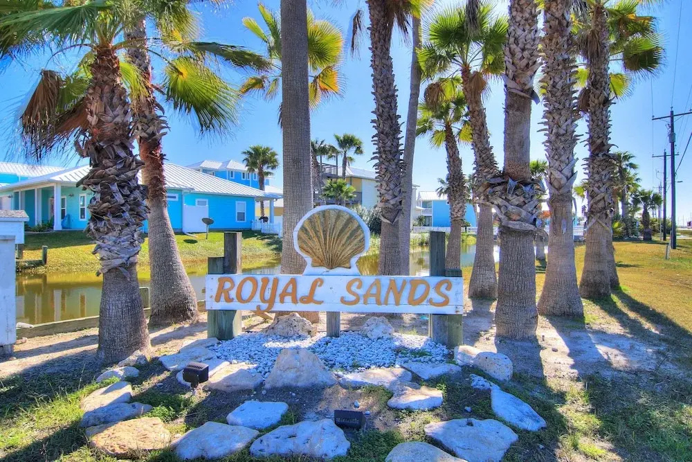 Coconut Hut - Pet Friendly! Boardwalk to the Beach! - Pet Friendly! Boardwalk to the Beach!