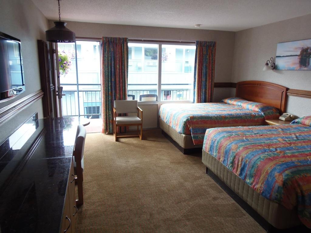 Surfside On The Lake Hotel & Suites by null