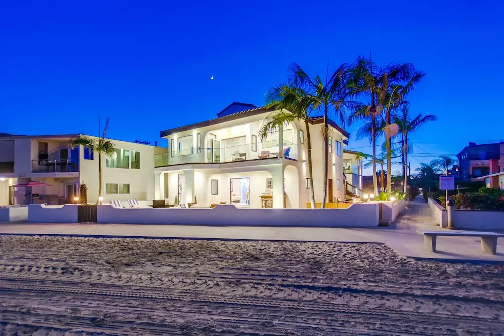 Point Break 1 3 Bedrooms 2 Bathrooms Condo