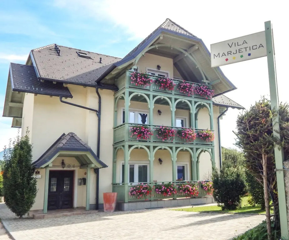 Apartments Vila Marjetica