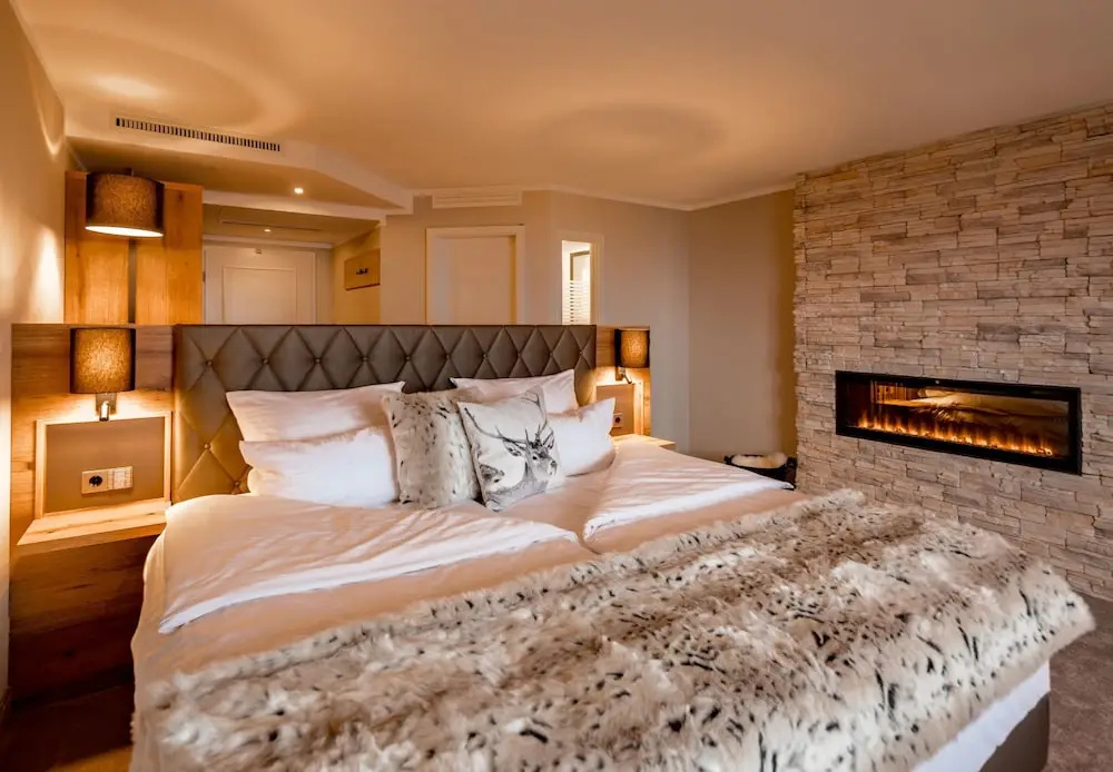 Deluxe Double room with view (full double bed)