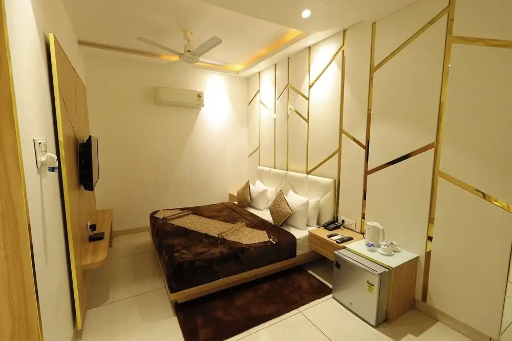 Luxury Suite