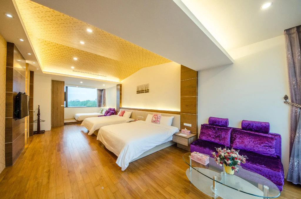 Standard Family room