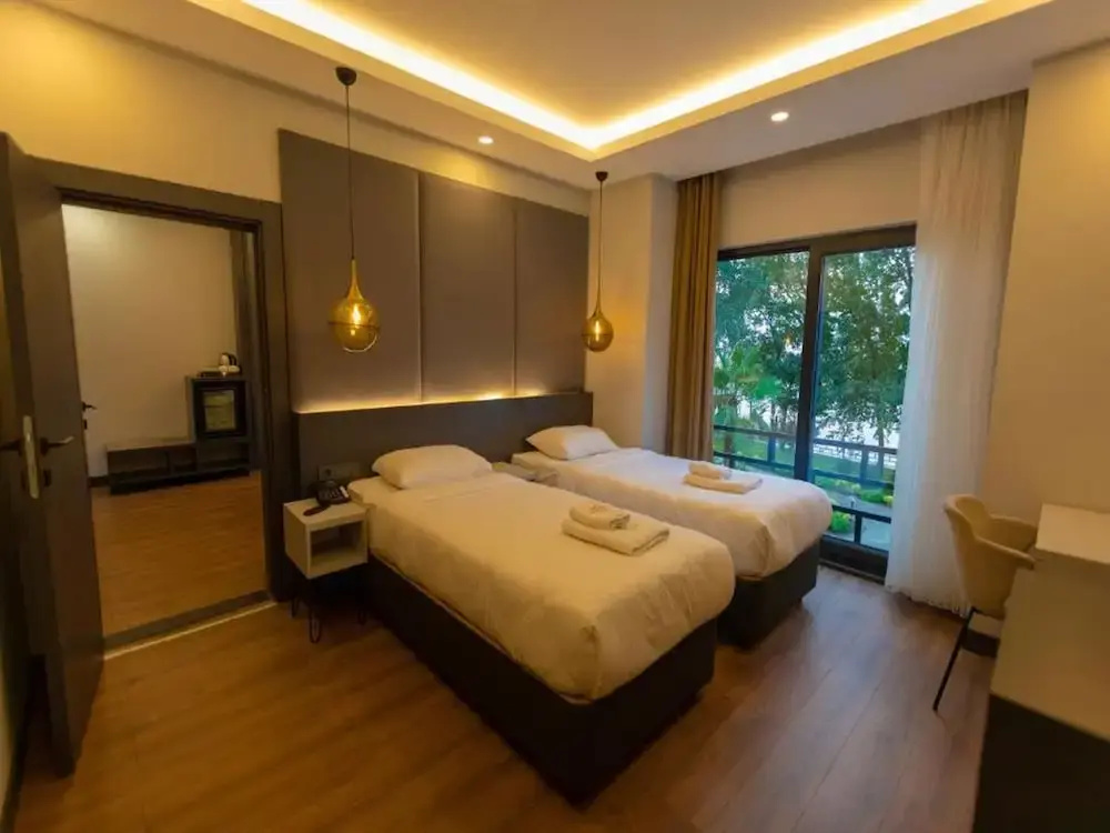 Economy room
