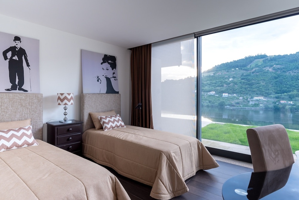 Feel Discovery Douro Cherry