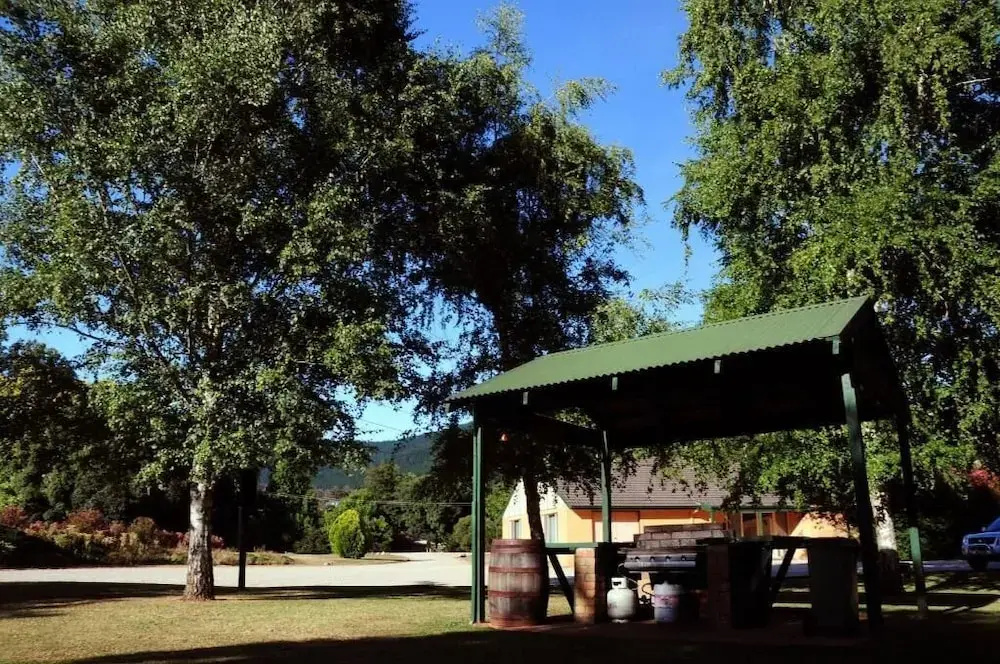High Country Motor Inn