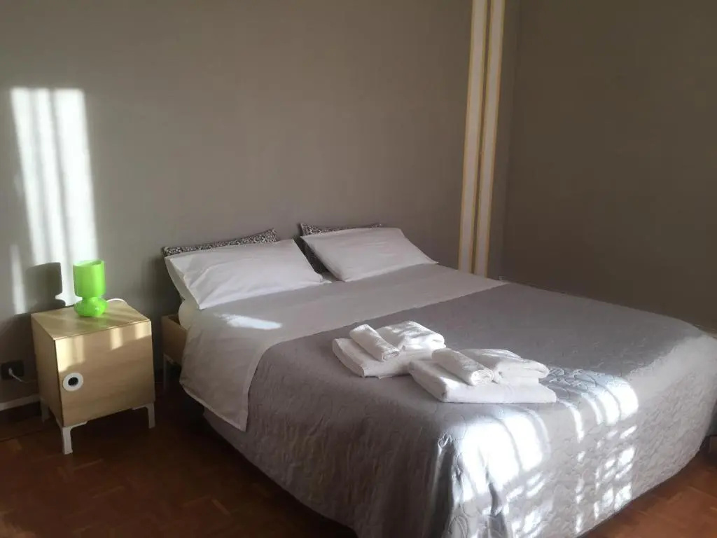 3 Bedrooms Apartment