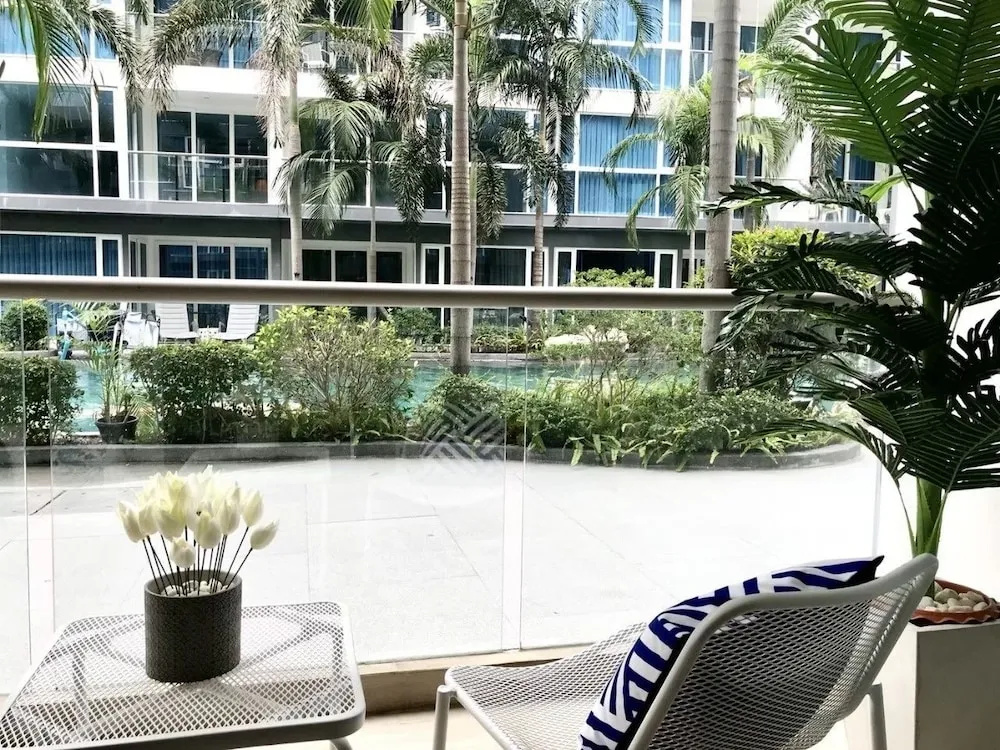 Centara Avenue Residence A B C