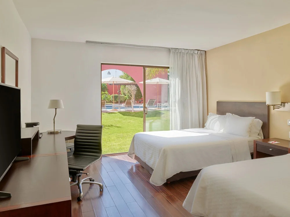 Superior Quadruple room