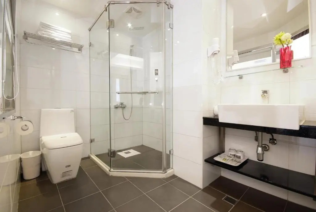 Superior Double room (full double bed)
