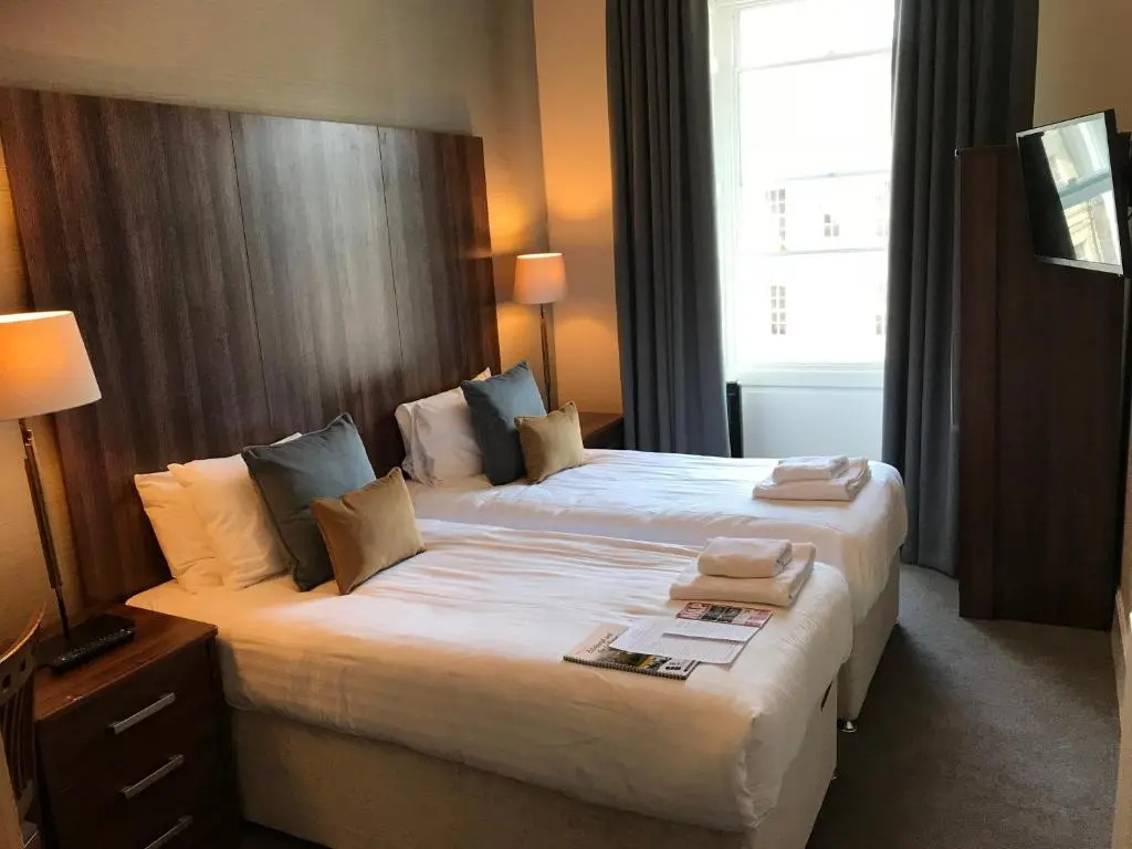 28 York Place - Chambres