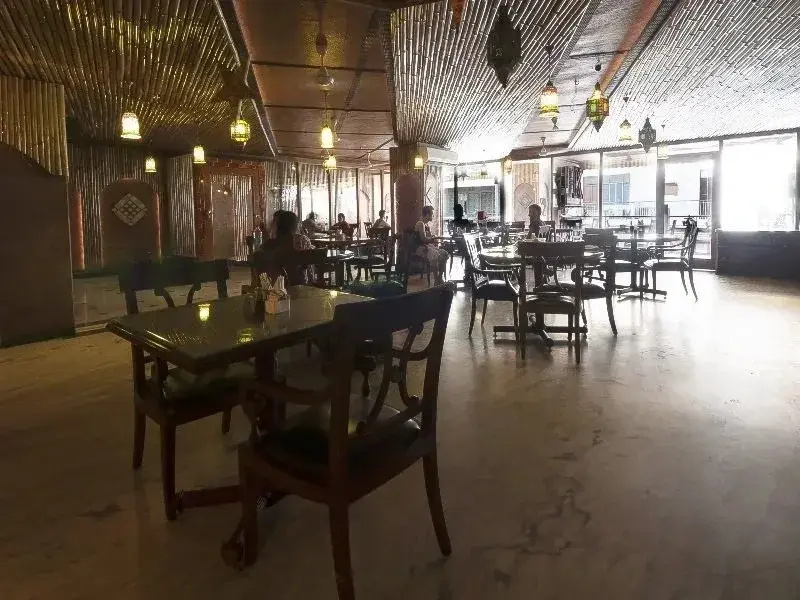 iLodge  Main Bazaar - Général