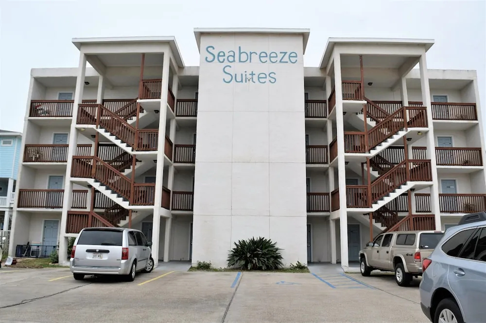 123 Sea Breeze - One Bedroom Condo