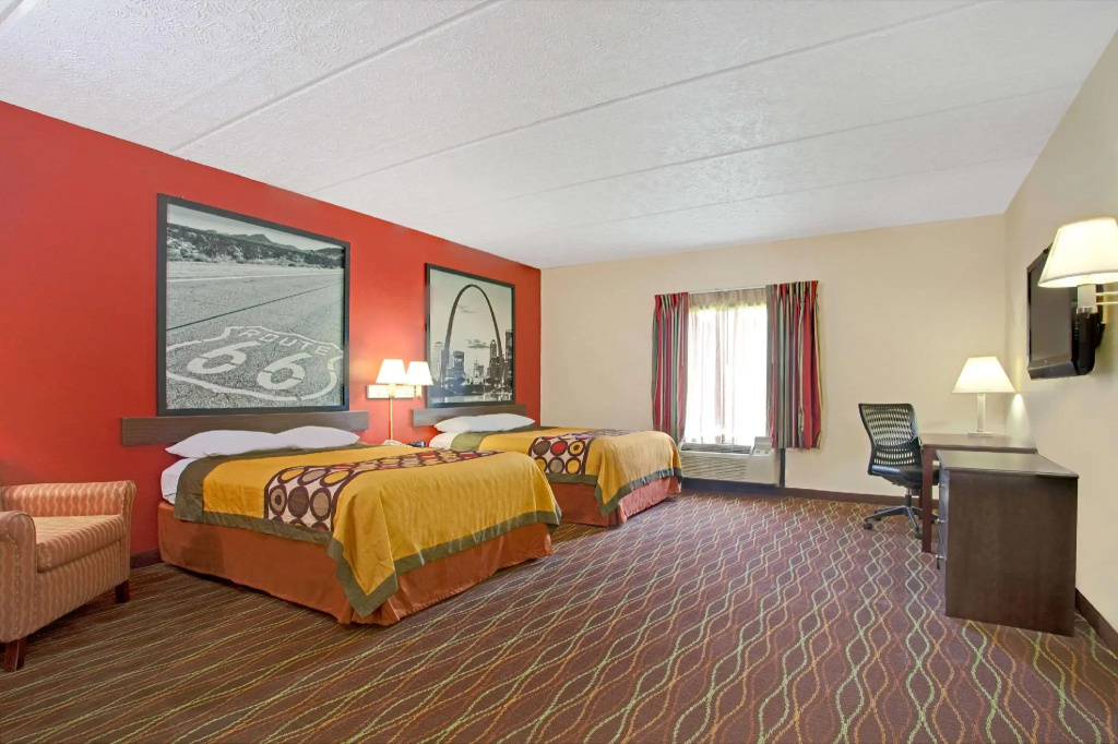 Double Suite (full double bed)
