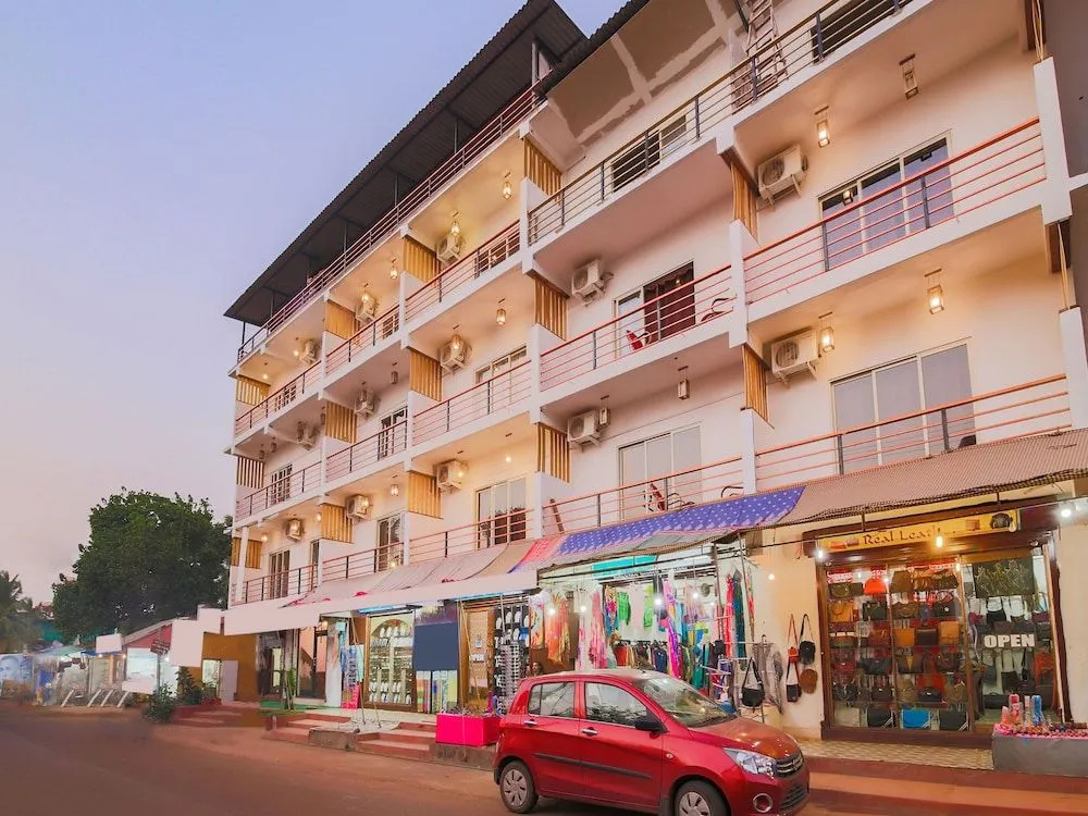 OYO 15449 Hotel Padma