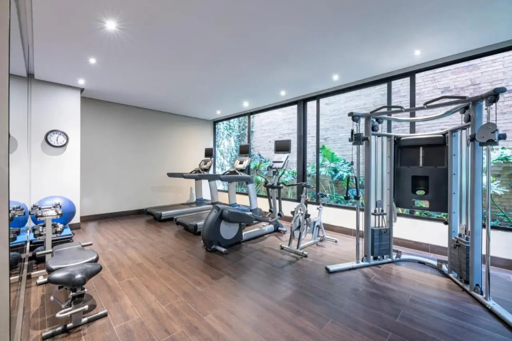 93 Luxury Suites & Residences - Général