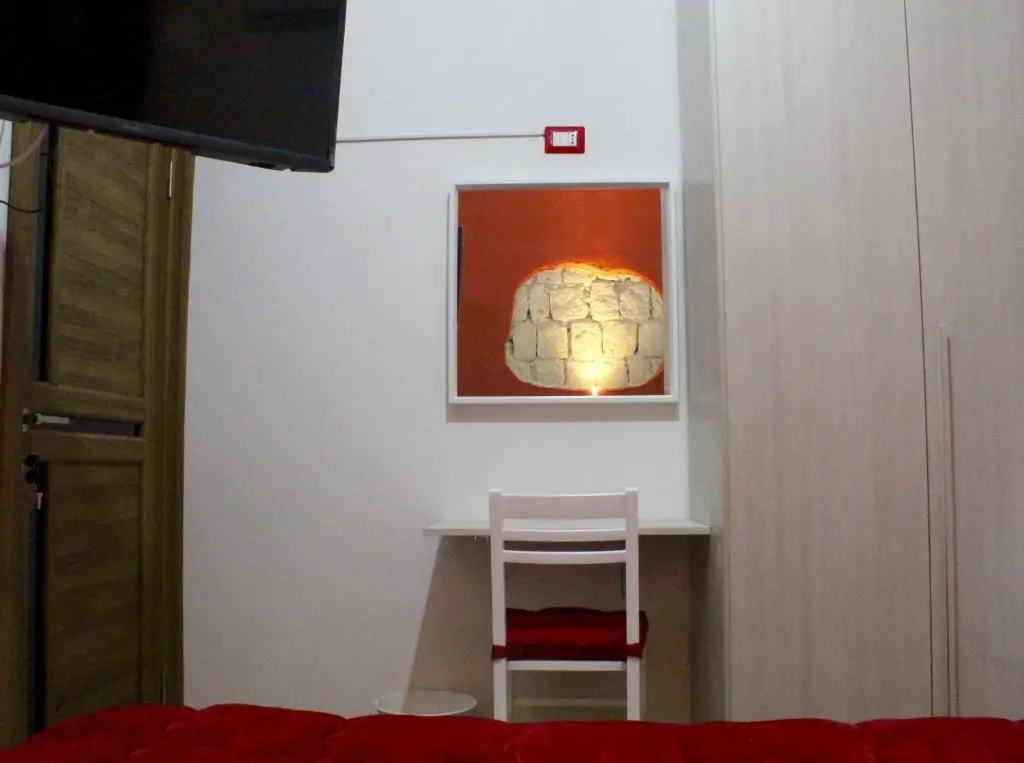Economy room