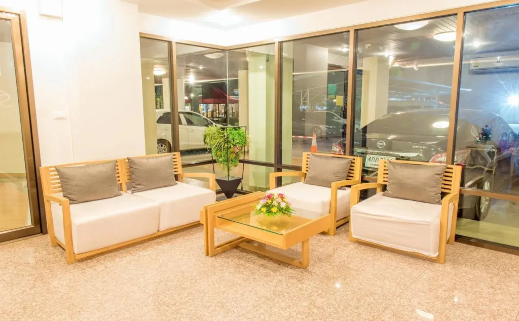 Sunshine Hotel & Serviced Apartment