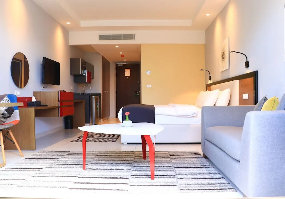 Double Junior Suite with sea view (full double bed)