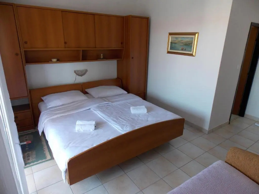Standard Double room with balcony and with sea view (full double bed)
