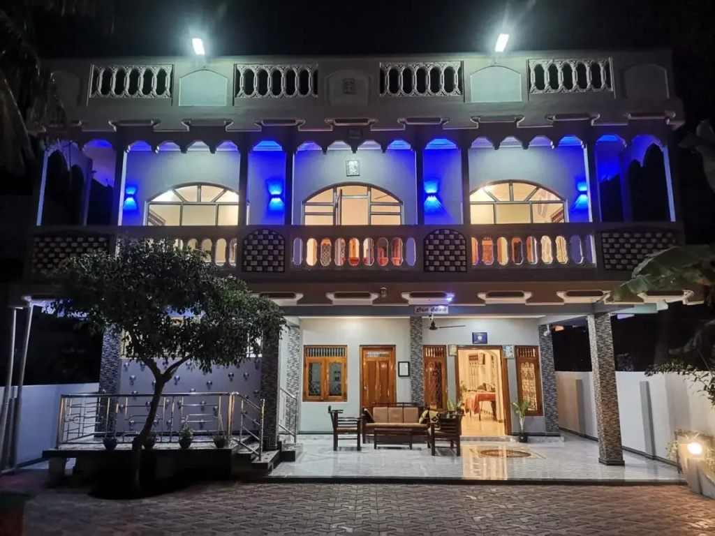 Sai Holiday Inn