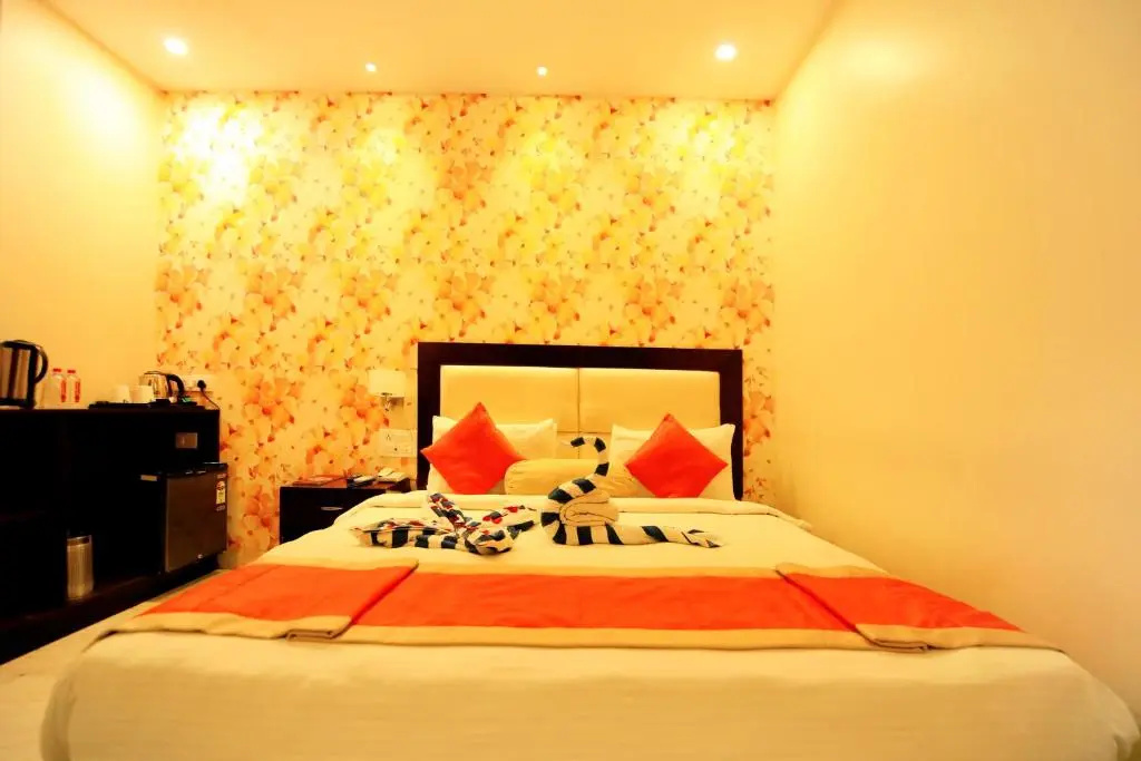 Premium Double room (full double bed)