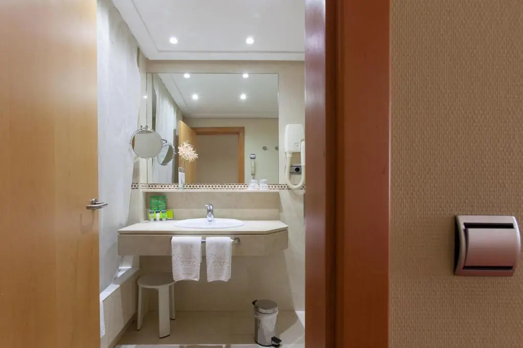 Hotel Silken Luis de León - Chambres