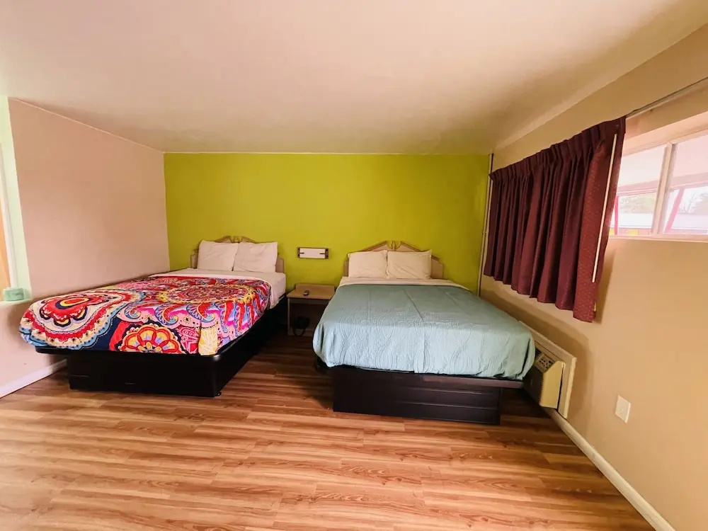 Standard Double room (full double bed)