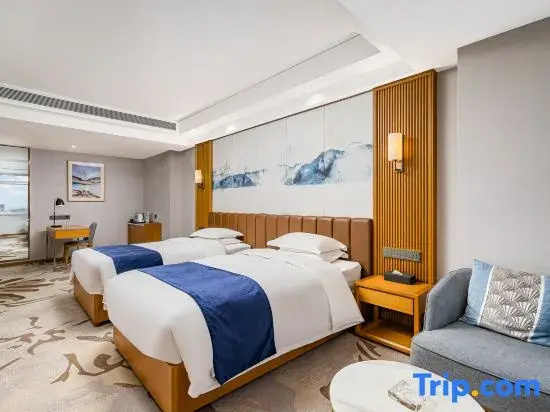 Standard Double room with lake view (twin beds)