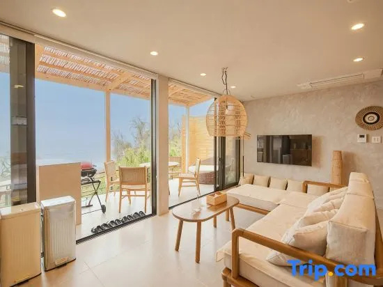 Okutass Resort Villa Bali (awaji Island)
