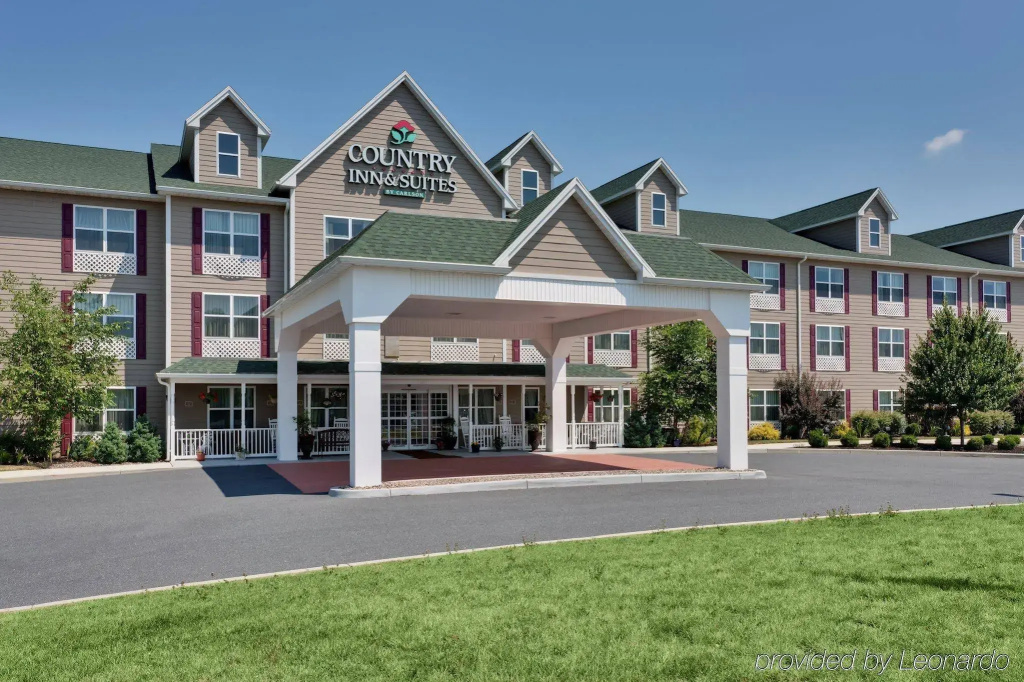 Country Inn & Suites by Radisson, Carlisle, PA