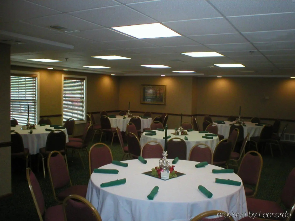 Homewood Suites by Hilton Kansas City-Airport - Général