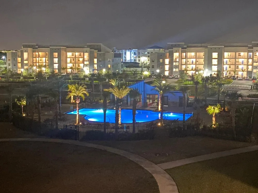 2bd Top Floor Condo Overlooking Pool by Shine Villas