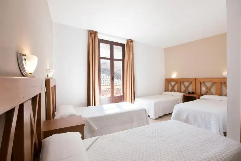 Standard Quadruple room with balcony